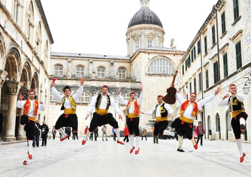 KLAPSKI TJEDAN U BIBINJAMA; VEČERAS KONCERT KLAPE KAŠE IZ DUBROVNIKA